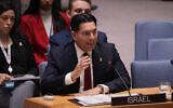 Illustration L'ambassadeur d'Israël à l'ONU Danny Danon s'exprimant lors de la réunion du Conseil de sécurité sur la situation au Moyen-Orient, à l'ONU,  à New York, le 27 septembre 2024. (Credit : Bryan R. Smith/AFP)