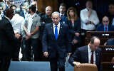 Le Premier ministre Benjamin Netanyahu avant son discours le jour de l'ouverture de la session parlementaire d'hiver, à la Knesset, à Jérusalem, le 28 octobre 2024. (Crédit : Yonatan Sindel/Flash90)