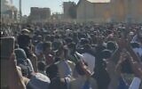 Capture d'écran d'une vidéo non confirmée montrant des manifestations contre le régime au Sistan-Balouchistan (Iran), le 16 décembre 2022. (Twitter. Utilisé conformément à l'article 27a de la loi sur le droit d'auteur)
