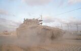 Des troupes de la 162e division de l’armée israélienne entrant dans le nord de la bande de Gaza, le 5 octobre 2024. (Crédit : Armée israélienne)