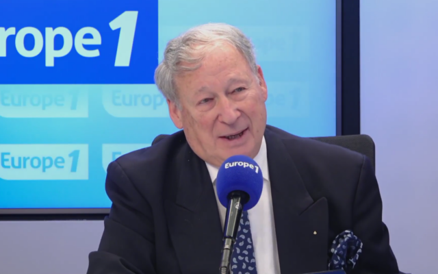 Allan Knoll, le fils de Mireille Knoll, dans une interview accordée à Europe 1, le 1er novembre 2024. (Capture d'écran X / @Europe1 / utilisée conformément à l'article 27a de la loi sur le droit d'auteur) Allan Knoll, le fils de Mireille Knoll, dans une interview accordée à Europe 1, le 1er novembre 2024. (Capture d'écran X / @Europe1 / utilisée conformément à l'article 27a de la loi sur le droit d'auteur)