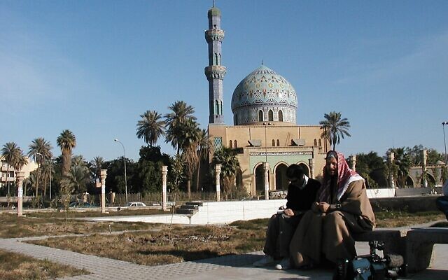 Une mosquée à Bagdad, photographiée le 30 novembre 2003. (Crédit : Nicoleon / CC BY-SA 4.0)