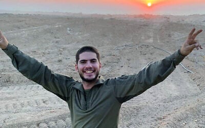 Le sergent-chef Zamir Burke, tombé au champ d'honneur en combattant le Hamas à Jabaliya dans le nord de Gaza le 29 novembre 2024.. (Crédit : Armée israélienne)