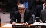 Dossier : L'ambassadeur iranien aux Nations unies Amir Saeid Iravani intervenant lors de la réunion du Conseil de sécurité sur la situation au Moyen-Orient au siège des Nations unies, à New York, le 2 octobre 2024. (Crédit : Bryan R. Smith/AFP)