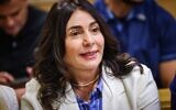 La ministre des Transports Miri Regev, avant le début du témoignage du Premier ministre Benjamin Netanyahu, devant le tribunal de Tel Aviv, le 10 décembre 2024. (Crédit : Chaïm Goldberg/Flash90)