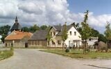 Le centre historique du village de Wandlitz, en octobre 2024. (Crédit : Angela M. Arnold/CC-SA-3.0)