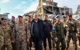 Le Premier ministre intérimaire libanais Najib Mikati visitant le village de Khiam, dans le sud du Liban, le 23 décembre 2024. (Crédit : AFP)