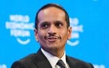Le Premier ministre et ministre des Affaires étrangères du Qatar, l'émir Mohammed ben Abdulrahman al-Thani, s'exprimant en marge de la 55ᵉ réunion annuelle du Forum économique mondial (WEF), à Davos, le 21 janvier 2025. (Crédit : Markus Schreiber/AP)
