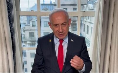 Le Premier ministre Benjamin Netanyahu fait une déclaration vidéo depuis son hôtel à Washington DC, le 6 février 2025. (Crédit : Capture d'écran/GPO)