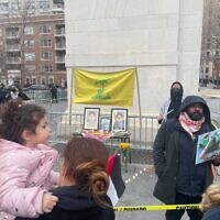Les funérailles du chef terroriste du Hezbollah, Hassan Nasrallah, à New York, le 23 février 2025. (Crédit : Luke Tress/Times of Israel)