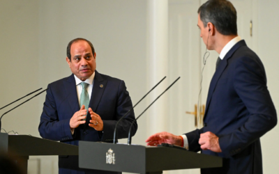 Illustration : Le président égyptien Abdel Fattah el-Sissi et le Premier ministre espagnol Pedro Sanchez lors de déclarations conjointes à l'issue de leur réunion au palais de la Moncloa, à Madrid, le 19 février 2025. (Crédit : JAVIER SORIANO / AFP)