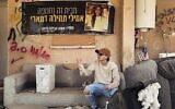 Emily Damari dans la maison en ruine où elle a été enlevée par des terroristes le 7 octobre 2023, lors d'une visite du site, le 2 février 2025. (Crédit : Emily Damari/Instagram)