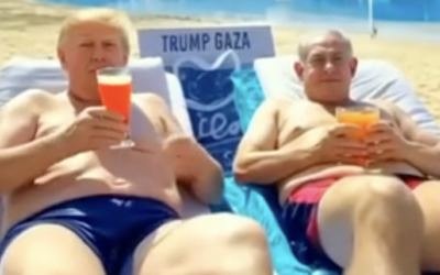 Une vidéo générée par l'IA, publiée par le président américain Donald Trump sur son réseau social Truth Social le 26 février 2025, montre Trump (à gauche) et le Premier ministre israélien Benjamin Netanyahu profiter de la plage d'une « Riviera » dans la bande de Gaza. (Capture d'écran X / @yashar / utilisée conformément à l'article 27a de la loi sur le droit d'auteur)