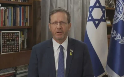 Le président Isaac Herzog émet un message vidéo le 20 mars 2025. (Crédit : Capture d'écran/ Résidence du Président)