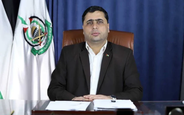 Le porte-parole du Hamas, Abdul Latif al-Qanou (utilisé conformément à la clause 27a de la loi sur le droit d'auteur) Le porte-parole du Hamas, Abdul Latif al-Qanou (utilisé conformément à la clause 27a de la loi sur le droit d'auteur)