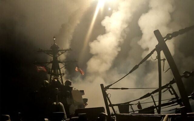 Cette photo publié par le CENTCOM américain sur X le 15 mars 2025, montre les forces du CENTCOM lançant une opération contre des cibles houthies au Yémen. (AFP Photo/US Central Command) Cette photo publié par le CENTCOM américain sur X le 15 mars 2025, montre les forces du CENTCOM lançant une opération contre des cibles houthies au Yémen. (AFP Photo/US Central Command)