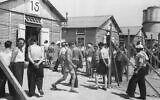 Prisonniers et baraquements du camp de Beaune-la-Rolande, en France, sur une photo datant de 1941. (Crédit : Archives fédérales allemandes / Bild 101I-250-0939-04A / Dieck / CC-BY-SA 3.0)