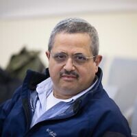 L'ancien chef de la police israélienne Roni Alsheich arrive pour témoigner devant la commission d'enquête sur la catastrophe de Meron, à Jérusalem, le 11 janvier 2022. (Crédit : Yonatan Sindel/Flash90)
