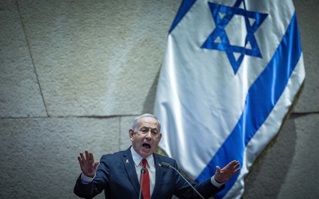 Le Premier ministre Benjamin Netanyahu s'exprimant à la Knesset, le 26 mars 2025. (Crédit : Yonatan Sindel/Flash90) Le Premier ministre Benjamin Netanyahu s'exprimant à la Knesset, le 26 mars 2025. (Crédit : Yonatan Sindel/Flash90)