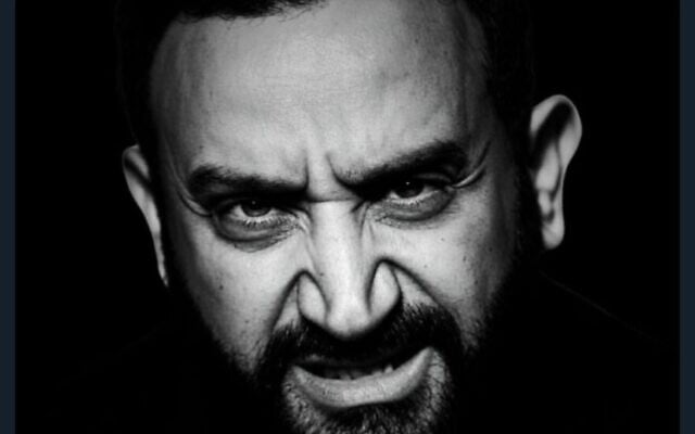 Affiche controversée représentant l'animateur Cyril Hanouna, utilisée par La France insoumise pour appeler à manifester « contre l'extrême-droite et ses relais », datant de mars 2025. (Crédit : X / @JeanMessiha / utilisée conformément à l'article 27a de la loi sur le droit d'auteur) Affiche controversée représentant l'animateur Cyril Hanouna, utilisée par La France insoumise pour appeler à manifester « contre l'extrême-droite et ses relais », datant de mars 2025. (Crédit : X / @JeanMessiha / utilisée conformément à l'article 27a de la loi sur le droit d'auteur)