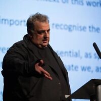Le professeur David Hirsh, directeur général du Centre de Londres pour l'étude de l'antisémitisme contemporain, sur une photo non datée. (Autorisation)