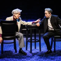 Helen Schneider dans le rôle de Leonard Bernstein, à gauche, et Lucca Züchner dans le rôle de Herbert von Karajan dans « Last Call ». (Maria Baranova)
