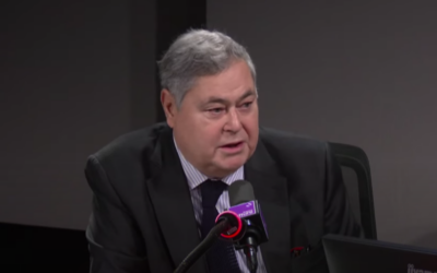 L'avocat Pierre-François Veil, fils de Simone Veil, au micro de France Culture le 25 octobre 2024. (Capture d'écran Youtube / France Culture / utilisée conformément à l'article 27a de la loi sur le droit d'auteur)