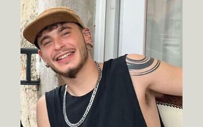 Sergent-chef Avraham Cohen, assassiné par des terroristes du Hamas lors du Festival Supernova le 7 octobre 2023. (Crédit : Autorisation)