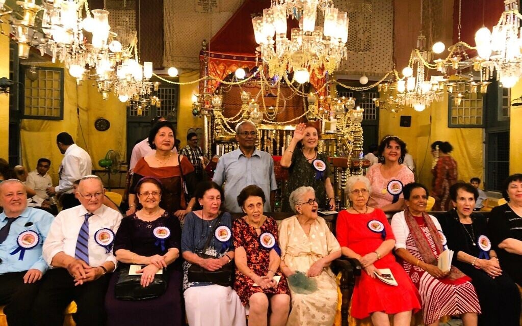 Des Juifs de la communauté des Paradesis venus du monde entier pour célébrer le 450ᵉ anniversaire de leur synagogue, à Cochin, en 2018. (Crédit : Shalva Weil) Des Juifs de la communauté des Paradesis venus du monde entier pour célébrer le 450ᵉ anniversaire de leur synagogue, à Cochin, en 2018. (Crédit : Shalva Weil)