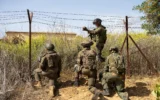 Des troupes de l'armée israélienne effectuent un exercice à la frontière libanaise, le 26 mars 2025. (Crédit : Armée israélienne)