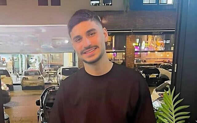 Adam Ilaev (Autorisation)