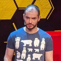 Ilya Sutskever, informaticien israélo-canadien, cofondateur et directeur scientifique d'OpenAI, s'exprime lors d'une conférence TED sur l'IA à San Francisco, le 17 octobre 2023. (Crédit : Glenn Chapman/AFP)