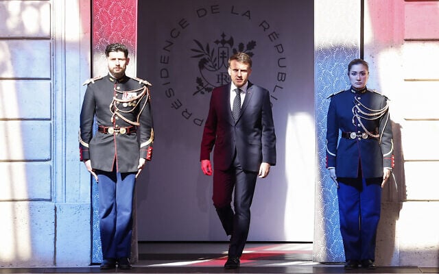 Emmanuel Macron, à l’Elysée, à Paris, le 3 avril 2025. (Crédit : Mohammed BADRA / POOL / AFP)