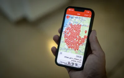 Une application du Commandement du front intérieur montrant des alertes dans le centre d'Israël au début du 15 septembre 2024. (Crédit : Chaim Goldberg/ FLASH90)