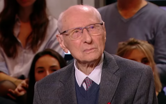 Charles Dreyfus, petit-fils du capitaine Alfred Dreyfus, accusé à tord de trahison dans une affaire qui a secoué la France au tournant du 20e siècle, sur fond d'antisémitisme, sur le plateau de « En société », sur France 5, le 28 mars 2025. (Capture d'écran Youtube / En société / utilisée conformément à l'article 27a de la loi sur le droit d'auteur) Charles Dreyfus, petit-fils du capitaine Alfred Dreyfus, accusé à tord de trahison dans une affaire qui a secoué la France au tournant du 20e siècle, sur fond d'antisémitisme, sur le plateau de « En société », sur France 5, le 28 mars 2025. (Capture d'écran Youtube / En société / utilisée conformément à l'article 27a de la loi sur le droit d'auteur)