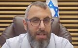 Le maire de Harish, Yitzhak Keshet, en 2024. (Crédit : Capture d'écran/YouTube)