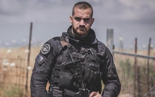 Sergent-chef Eliran Abergel, tué en combattant l'assaut du Hamas contre le kibboutz Beeri le 7 octobre 2023. (Crédit : Autorisation)