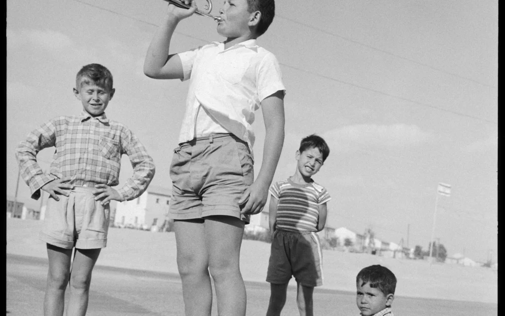 Extrait de l’exposition « Chris Marker : Les photographies perdues d'Israël », visible au Musée d'Israël jusqu'en octobre 2025. (Crédit : Autorisation)