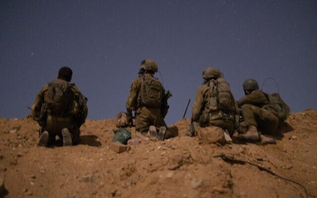 Des réservistes de la Brigade de Jérusalem opérant dans le nord de la bande de Gaza, sur une photo diffusée le 15 mai 2025. (Crédit : Armée israélienne)