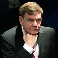 Johann Wadephul, ministre allemand des Affaires étrangères désigné, réagit lors d'une séance au Bundestag (chambre basse du Parlement) à Berlin, le 6 mai 2025, avant le vote pour élire le prochain chancelier du pays. (Crédit : Tobias SCHWARZ / AFP)