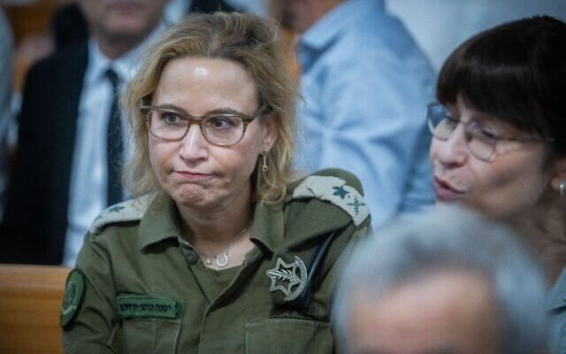 L'avocate militaire générale Yifat Tomer-Yerushalmi, à la Cour suprême de Jérusalem, le 1ᵉʳ octobre 2024. (Crédit : Oren Ben Hakoon/Flash 90) L'avocate militaire générale Yifat Tomer-Yerushalmi, à la Cour suprême de Jérusalem, le 1ᵉʳ octobre 2024. (Crédit : Oren Ben Hakoon/Flash 90)