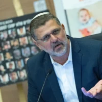 Le député du Likud Avihai Boaron s'exprime lors d'une réunion de la commission de l'Éducation, de la culture et des sports de la Knesset, le 19 février 2025. (Crédit : Yonatan Sindel/Flash90)