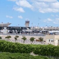 Vue de l'aéroport international Ben Gurion, le 4 mai 2025. (Crédit : Avshalom Sassoni/Flash90)