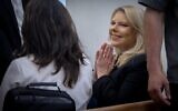 Sara Netanyahu lors d'une audience au tribunal du travail de Jérusalem, le 5 mai 2025. (Crédit : Chaïm Goldberg/Flash90)