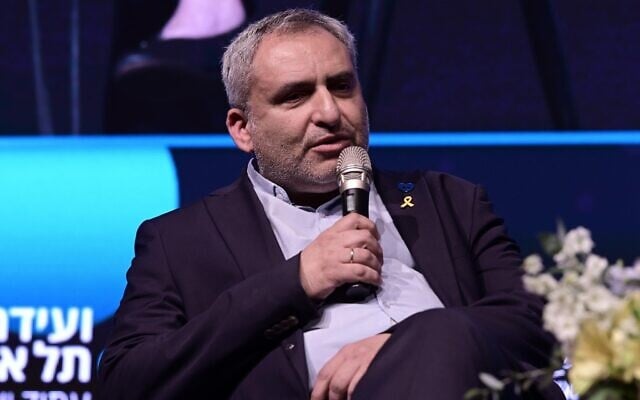 Zeev Elkin, député du parti Tikva Hadasha, assistant à une conférence, à l'Université de Tel Aviv, le 7 mai 2025. (Crédit : Tomer Neuberg/Flash90)