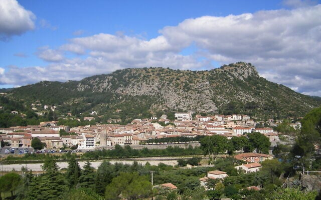Le village d'Anduze. (Crédit : Szeder László — Travail personnel, CC BY-SA 4.0)