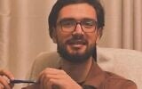 Mohammad Hadi Saleh, chanteur libanais proche du Hezbollah, accusé d'espionnage pour le compte d'Israël, sur une photo non datée circulant sur les réseaux sociaux. (Crédit : X / InfoSudLiban / utilisée conformément à l'article 27a de la loi sur le droit d'auteur)