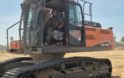 David Libi, un sous-traitant du ministère de la Défense tué, à Gaza le 29 mai 2025. (Crédit : Autorisation)