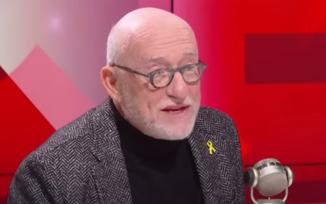 Alain Jakubowicz, avocat, président d'honneur de la LICRA, au micro de BFMTV et de RMC, le 15 novembre 2024. (Capture d'écran Youtube / BFMTV / utilisée conformément à l'article 27a de la loi sur le droit d'auteur)