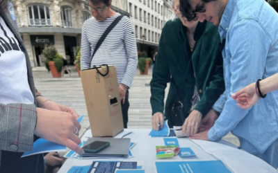 Stand mis en place par la section Orléans-Tours de l'Union des étudiants juifs de France (UEJF) sur la place du Martroi, à Orléans, le 26 mai 2025, pour dénoncer l'islamophobie et l'antisémitisme. (Capture d'écran Facebook / UEJF / utilisée conformément à l'article 27a de la loi sur le droit d'auteur)